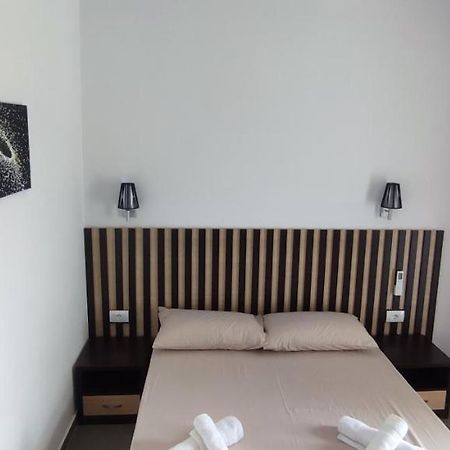 Aleks Holiday Rooms Ksamil Exteriér fotografie